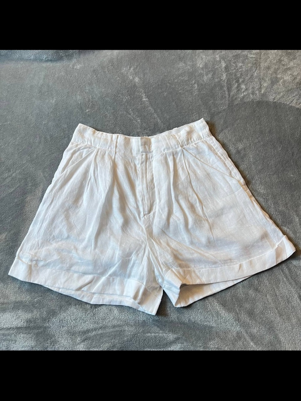 Equipment Femme Linen Shorts